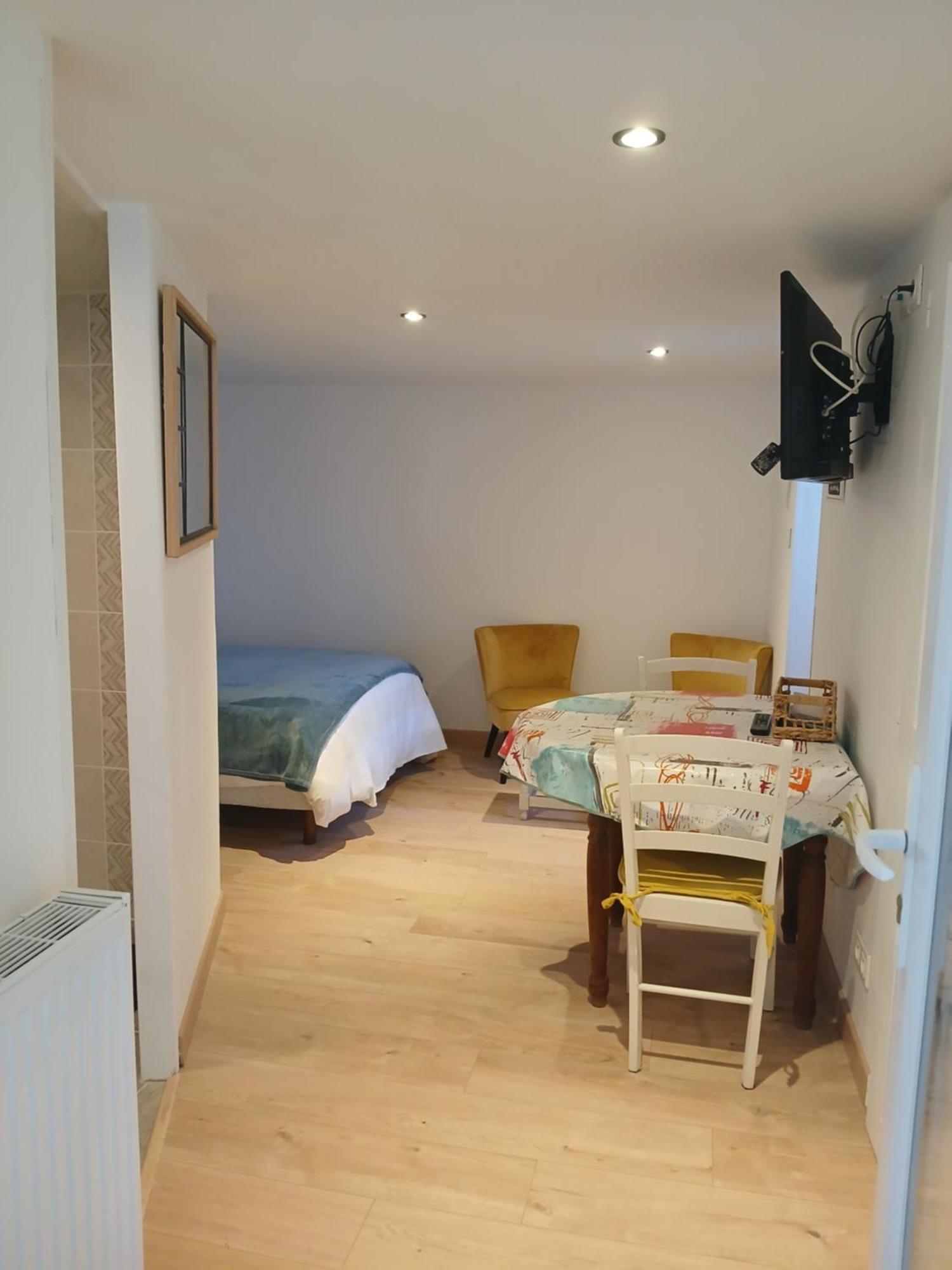 Appartement Le Lys à Saintes Extérieur photo